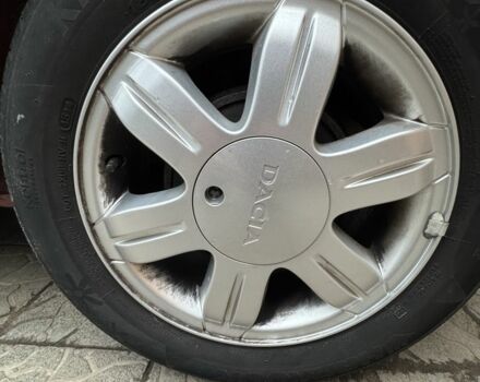 Красный Дачия Логан, объемом двигателя 1.6 л и пробегом 174 тыс. км за 5999 $, фото 10 на Automoto.ua