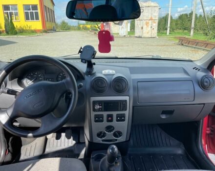 Червоний Дачія Logan, об'ємом двигуна 1.5 л та пробігом 166 тис. км за 4000 $, фото 12 на Automoto.ua