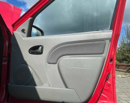 Червоний Дачія Logan, об'ємом двигуна 1.5 л та пробігом 166 тис. км за 4000 $, фото 17 на Automoto.ua