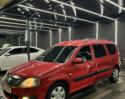 Красный Дачия Логан, объемом двигателя 1.6 л и пробегом 168 тыс. км за 5350 $, фото 1 на Automoto.ua