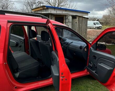 Красный Дачия Логан, объемом двигателя 1.4 л и пробегом 212 тыс. км за 4900 $, фото 5 на Automoto.ua