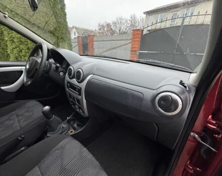 Красный Дачия Логан, объемом двигателя 1.6 л и пробегом 174 тыс. км за 5999 $, фото 7 на Automoto.ua