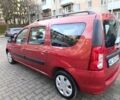 Красный Дачия Логан, объемом двигателя 1.6 л и пробегом 258 тыс. км за 3950 $, фото 6 на Automoto.ua