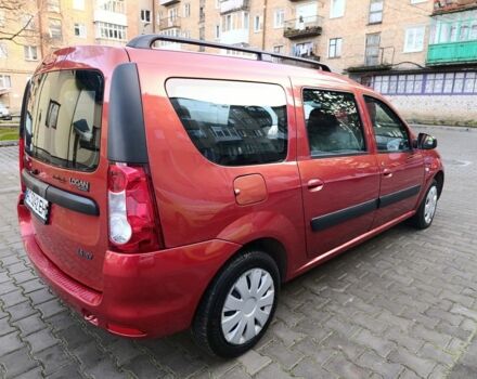 Красный Дачия Логан, объемом двигателя 1.6 л и пробегом 258 тыс. км за 3950 $, фото 4 на Automoto.ua