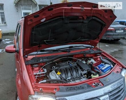 Красный Дачия Логан, объемом двигателя 1.6 л и пробегом 207 тыс. км за 5999 $, фото 94 на Automoto.ua