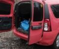 Красный Дачия Логан, объемом двигателя 0 л и пробегом 210 тыс. км за 6500 $, фото 3 на Automoto.ua