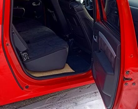 Красный Дачия Логан, объемом двигателя 1.6 л и пробегом 147 тыс. км за 6200 $, фото 13 на Automoto.ua
