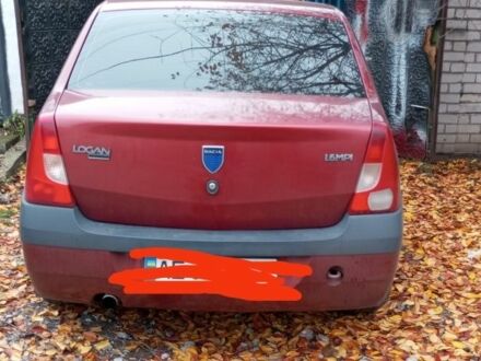 Красный Дачия Логан, объемом двигателя 1.6 л и пробегом 470 тыс. км за 2000 $, фото 1 на Automoto.ua