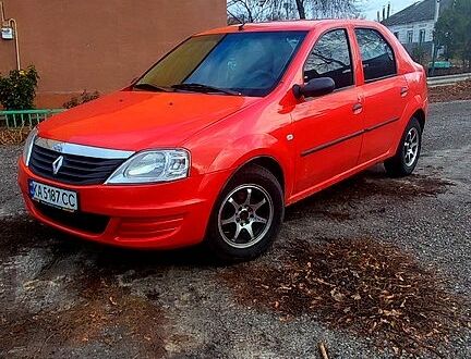 Красный Дачия Логан, объемом двигателя 1.6 л и пробегом 230 тыс. км за 3000 $, фото 1 на Automoto.ua