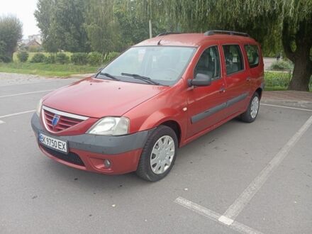 Красный Дачия Логан, объемом двигателя 1.6 л и пробегом 260 тыс. км за 4200 $, фото 1 на Automoto.ua