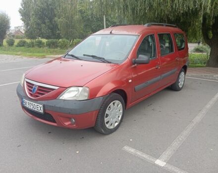 Красный Дачия Логан, объемом двигателя 1.6 л и пробегом 260 тыс. км за 4200 $, фото 1 на Automoto.ua