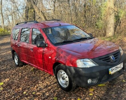 Дачія Logan 2008 у Києві на Automoto.ua Червоний Дачія Logan, об'ємом двигуна 0 л та пробігом 81 тис. км за 5300 $, фото 1 на Automoto.ua