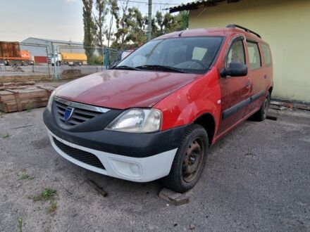 Дачия Логан 2008 в Полтаве на Automoto.ua Красный Дачия Логан, объемом двигателя 1.6 л и пробегом 140 тыс. км за 2183 $, фото 1 на Automoto.ua