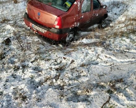 Червоний Дачія Logan, об'ємом двигуна 1.4 л та пробігом 200 тис. км за 1200 $, фото 1 на Automoto.ua