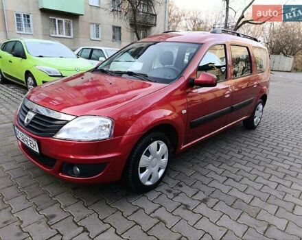 Красный Дачия Логан, объемом двигателя 1.6 л и пробегом 280 тыс. км за 3950 $, фото 1 на Automoto.ua