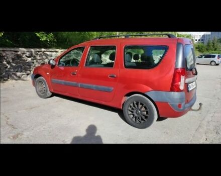 Красный Дачия Логан, объемом двигателя 1.6 л и пробегом 280 тыс. км за 2200 $, фото 1 на Automoto.ua