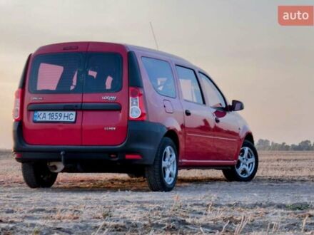 Красный Дачия Логан, объемом двигателя 1.4 л и пробегом 213 тыс. км за 4200 $, фото 1 на Automoto.ua