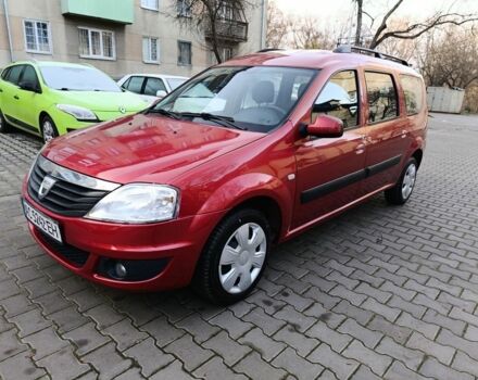 Красный Дачия Логан, объемом двигателя 1.6 л и пробегом 258 тыс. км за 3950 $, фото 1 на Automoto.ua