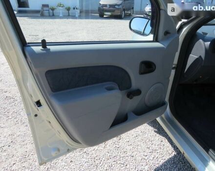 Дачия Логан, объемом двигателя 0 л и пробегом 193 тыс. км за 4550 $, фото 4 на Automoto.ua