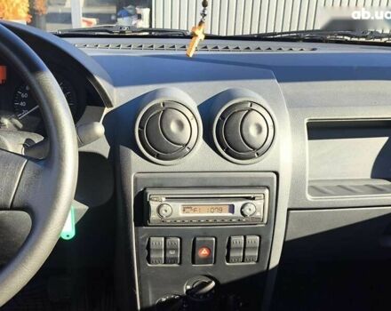 Дачия Логан, объемом двигателя 1.4 л и пробегом 27 тыс. км за 3999 $, фото 12 на Automoto.ua