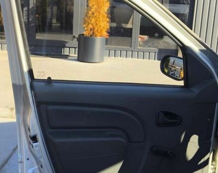 Дачия Логан, объемом двигателя 1.4 л и пробегом 27 тыс. км за 3999 $, фото 6 на Automoto.ua