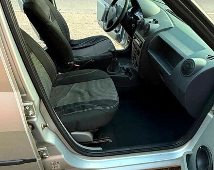 Дачія Logan, об'ємом двигуна 1.6 л та пробігом 190 тис. км за 1600 $, фото 4 на Automoto.ua