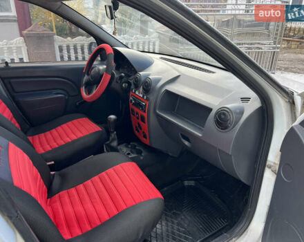 Дачія Logan 2007 у Тернополі на Automoto.ua Дачія Logan, об'ємом двигуна 0 л та пробігом 240 тис. км за 1999 $, фото 19 на Automoto.ua