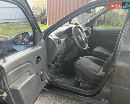 Дачия Логан, объемом двигателя 1.6 л и пробегом 226 тыс. км за 4300 $, фото 5 на Automoto.ua
