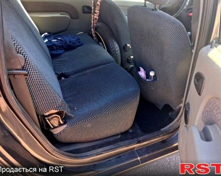 Дачия Логан, объемом двигателя 1.6 л и пробегом 190 тыс. км за 4850 $, фото 11 на Automoto.ua