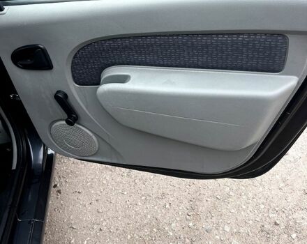 Дачия Логан, объемом двигателя 1.6 л и пробегом 211 тыс. км за 5700 $, фото 5 на Automoto.ua