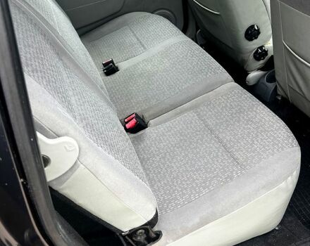 Дачия Логан, объемом двигателя 1.6 л и пробегом 211 тыс. км за 5700 $, фото 4 на Automoto.ua