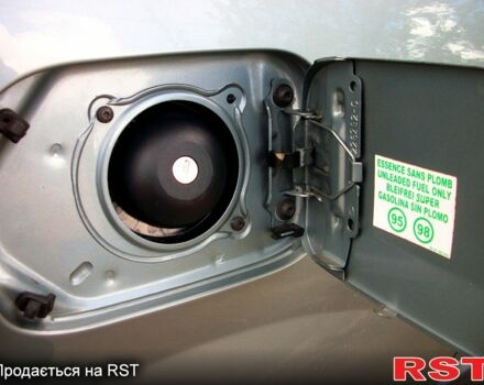 Дачия Логан, объемом двигателя 1.6 л и пробегом 163 тыс. км за 7100 $, фото 3 на Automoto.ua