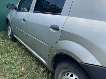 Дачия Логан 2005 в Бурыне на Automoto.ua Дачия Логан, объемом двигателя 1.4 л и пробегом 200 тыс. км за 3300 $, фото 1 на Automoto.ua