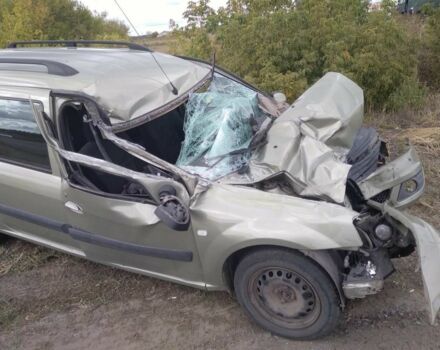 Дачия Логан, объемом двигателя 1.6 л и пробегом 50 тыс. км за 1000 $, фото 1 на Automoto.ua