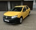 Желтый Дачия Логан, объемом двигателя 1.1 л и пробегом 390 тыс. км за 4500 $, фото 1 на Automoto.ua
