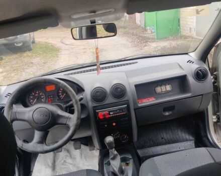 Сірий Дачія Logan, об'ємом двигуна 1.4 л та пробігом 173 тис. км за 2100 $, фото 4 на Automoto.ua