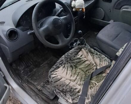 Серый Дачия Логан, объемом двигателя 1.4 л и пробегом 230 тыс. км за 850 $, фото 2 на Automoto.ua