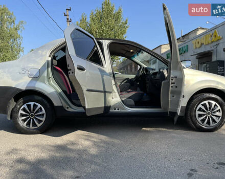 Серый Дачия Логан, объемом двигателя 1.4 л и пробегом 217 тыс. км за 2200 $, фото 8 на Automoto.ua