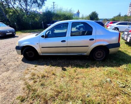Серый Дачия Логан, объемом двигателя 1.4 л и пробегом 313 тыс. км за 2000 $, фото 2 на Automoto.ua