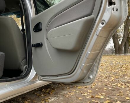 Серый Дачия Логан, объемом двигателя 1.4 л и пробегом 2 тыс. км за 4200 $, фото 19 на Automoto.ua