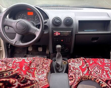 Серый Дачия Логан, объемом двигателя 1.4 л и пробегом 325 тыс. км за 2300 $, фото 8 на Automoto.ua