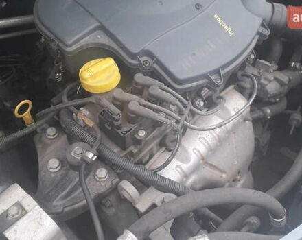 Сірий Дачія Logan, об'ємом двигуна 1.6 л та пробігом 148 тис. км за 5500 $, фото 8 на Automoto.ua