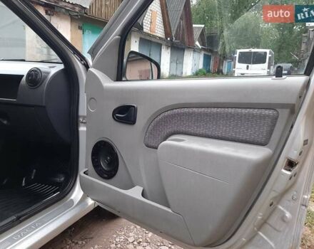 Серый Дачия Логан, объемом двигателя 1.4 л и пробегом 317 тыс. км за 2950 $, фото 17 на Automoto.ua