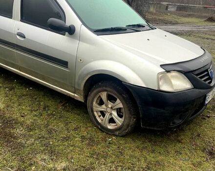 Серый Дачия Логан, объемом двигателя 1.4 л и пробегом 325 тыс. км за 2300 $, фото 3 на Automoto.ua