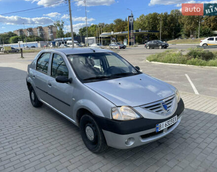 Серый Дачия Логан, объемом двигателя 1.4 л и пробегом 294 тыс. км за 3350 $, фото 2 на Automoto.ua