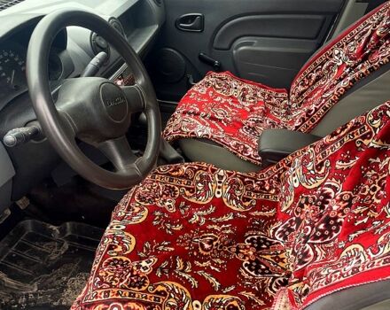 Серый Дачия Логан, объемом двигателя 1.4 л и пробегом 325 тыс. км за 2300 $, фото 7 на Automoto.ua