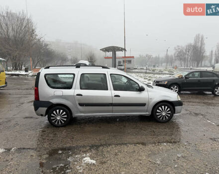 Серый Дачия Логан, объемом двигателя 1.6 л и пробегом 262 тыс. км за 4800 $, фото 4 на Automoto.ua