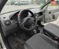Серый Дачия Логан, объемом двигателя 1.4 л и пробегом 282 тыс. км за 1800 $, фото 6 на Automoto.ua