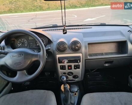 Серый Дачия Логан, объемом двигателя 1.39 л и пробегом 300 тыс. км за 1500 $, фото 12 на Automoto.ua