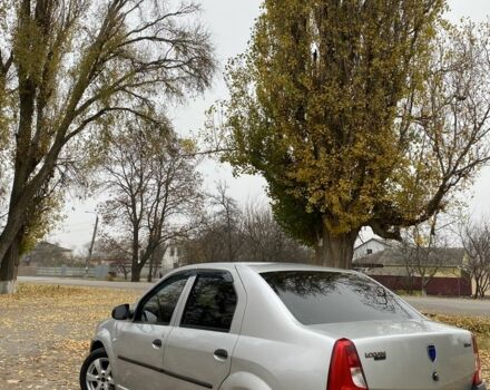 Серый Дачия Логан, объемом двигателя 1.4 л и пробегом 2 тыс. км за 4200 $, фото 4 на Automoto.ua